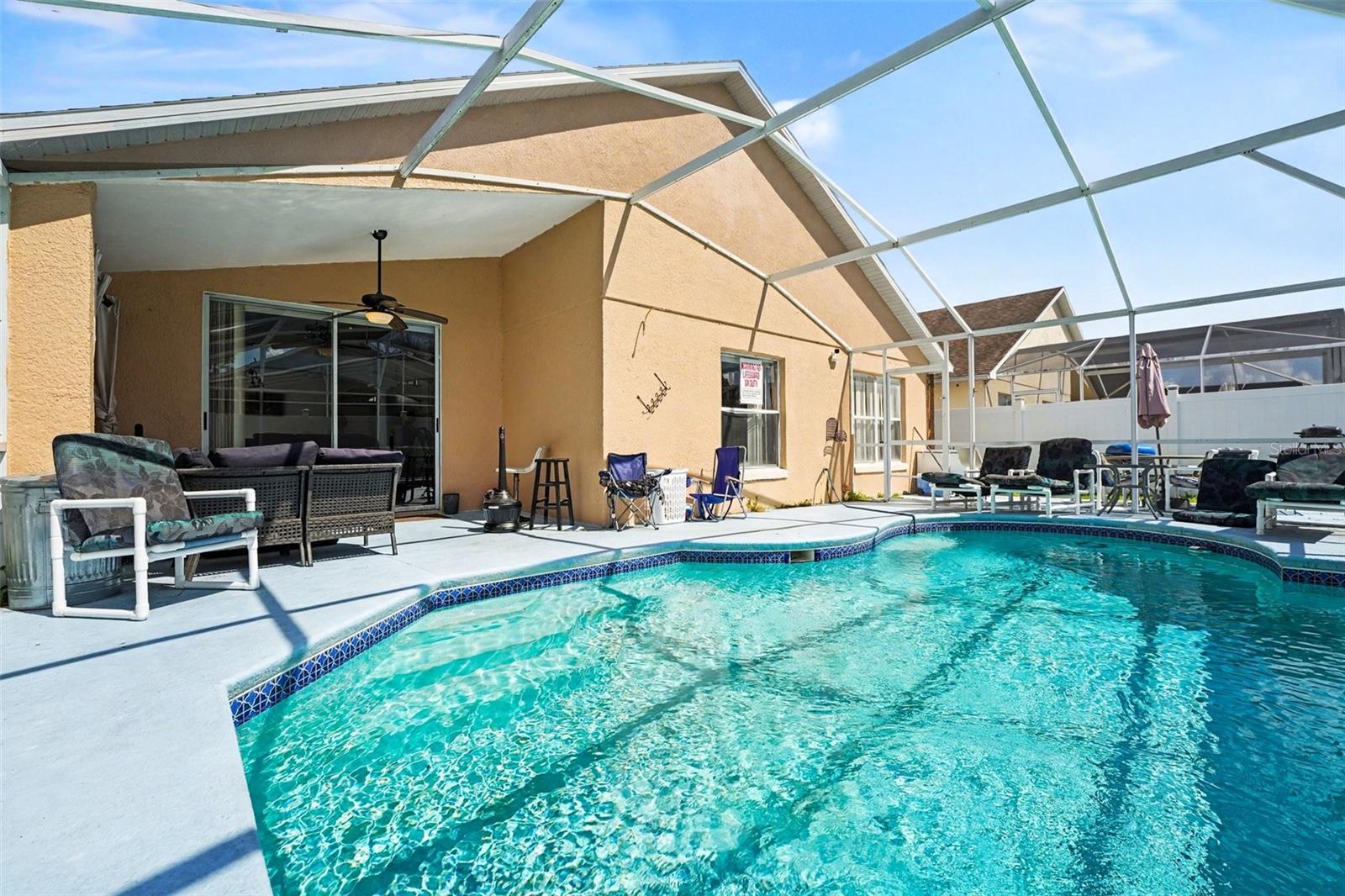 EAGLE POINTE - Residential