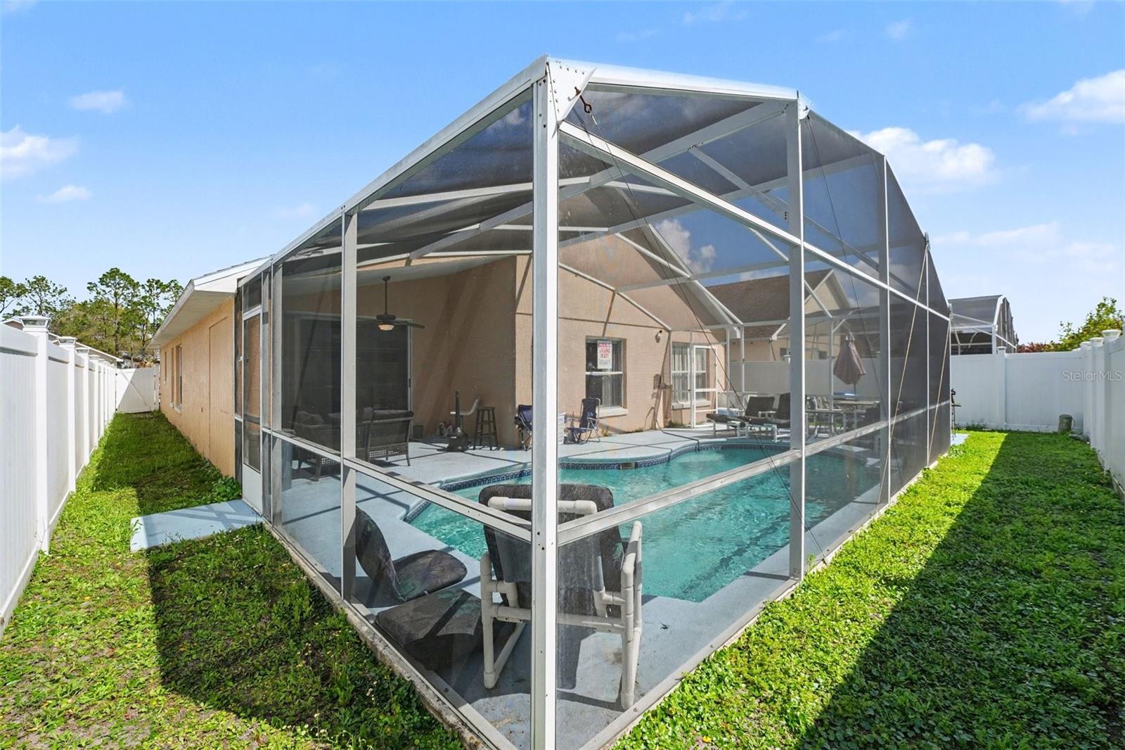 EAGLE POINTE - Residential