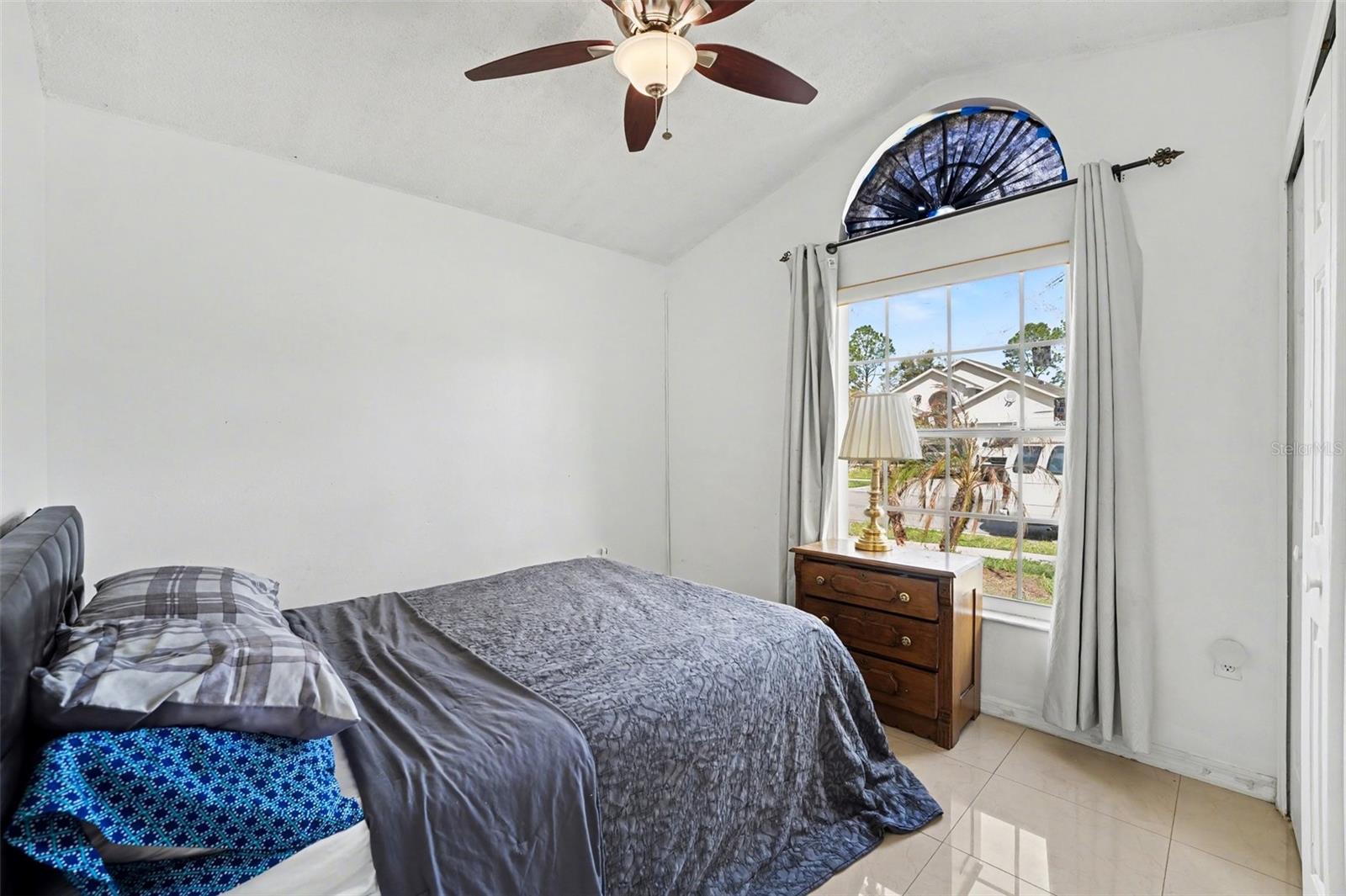 EAGLE POINTE - Residential