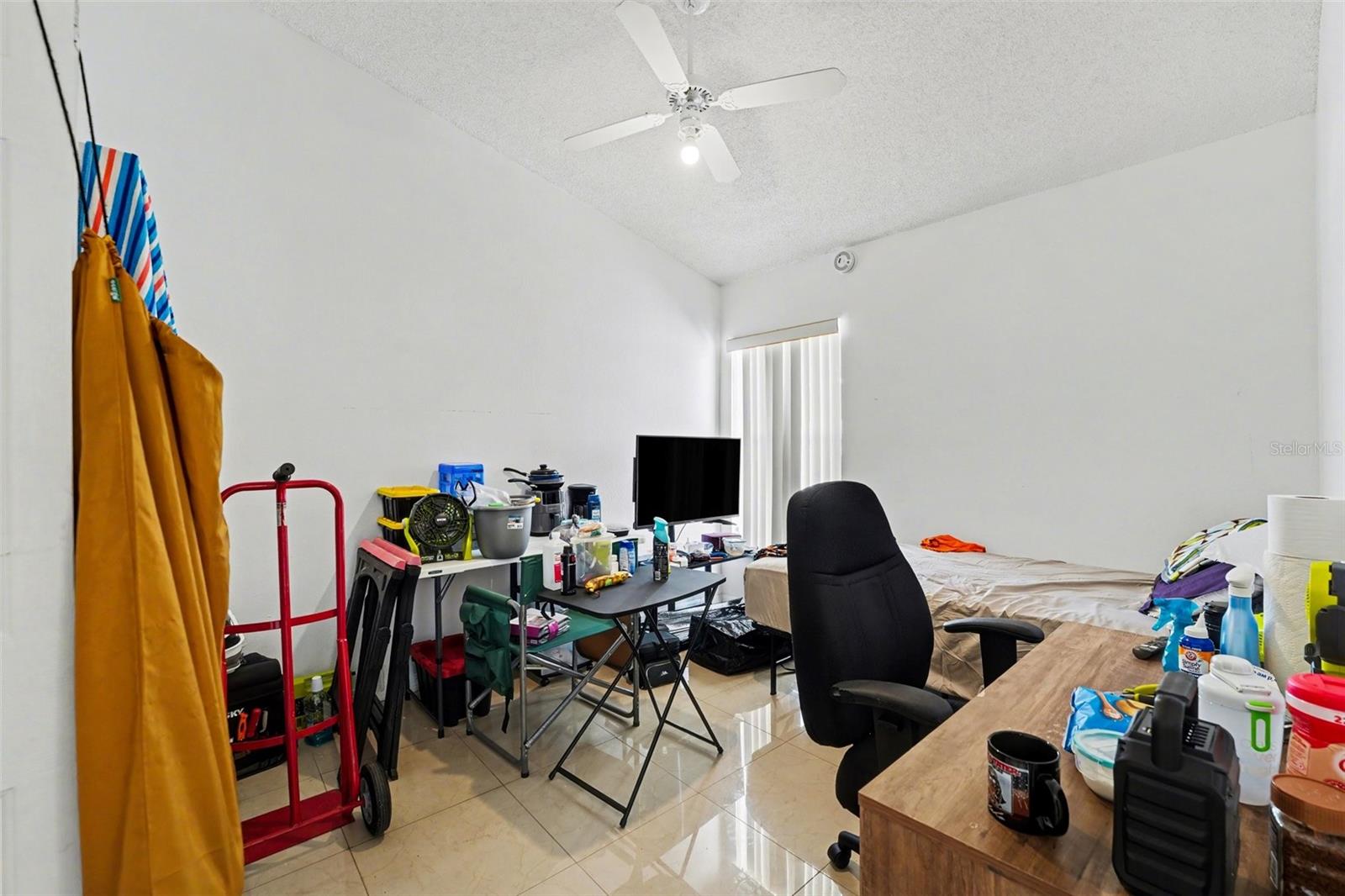 EAGLE POINTE - Residential