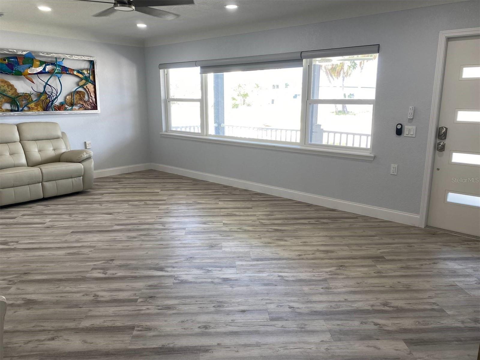 ST PETERSBURG BEACH NORTH UNIT 7 - Residential