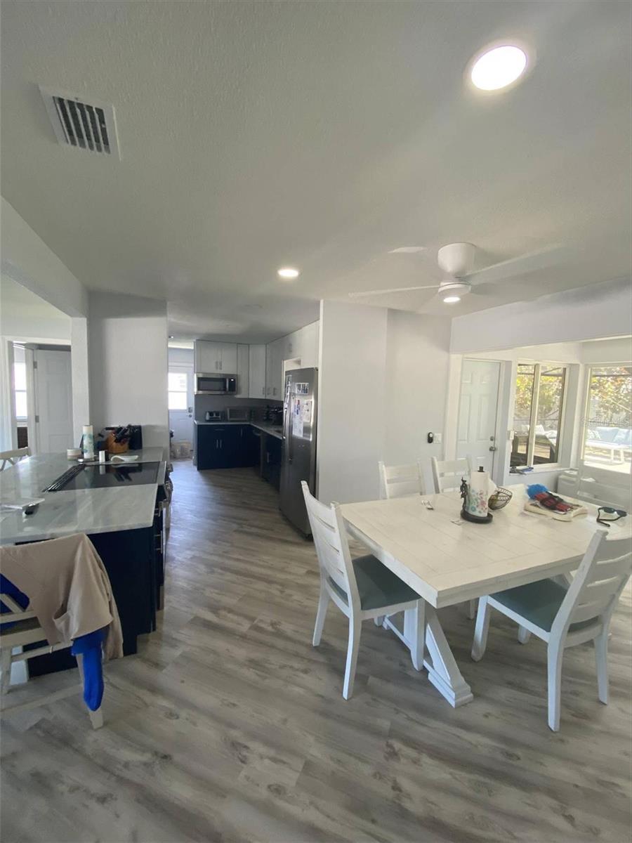 ST PETERSBURG BEACH NORTH UNIT 7 - Residential