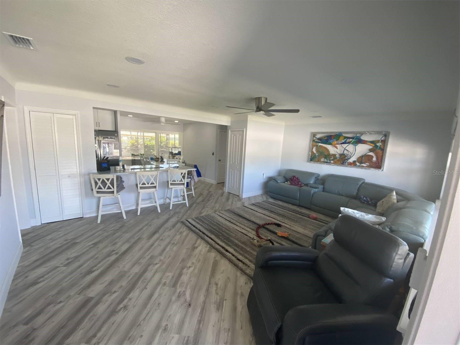 ST PETERSBURG BEACH NORTH UNIT 7 - Residential