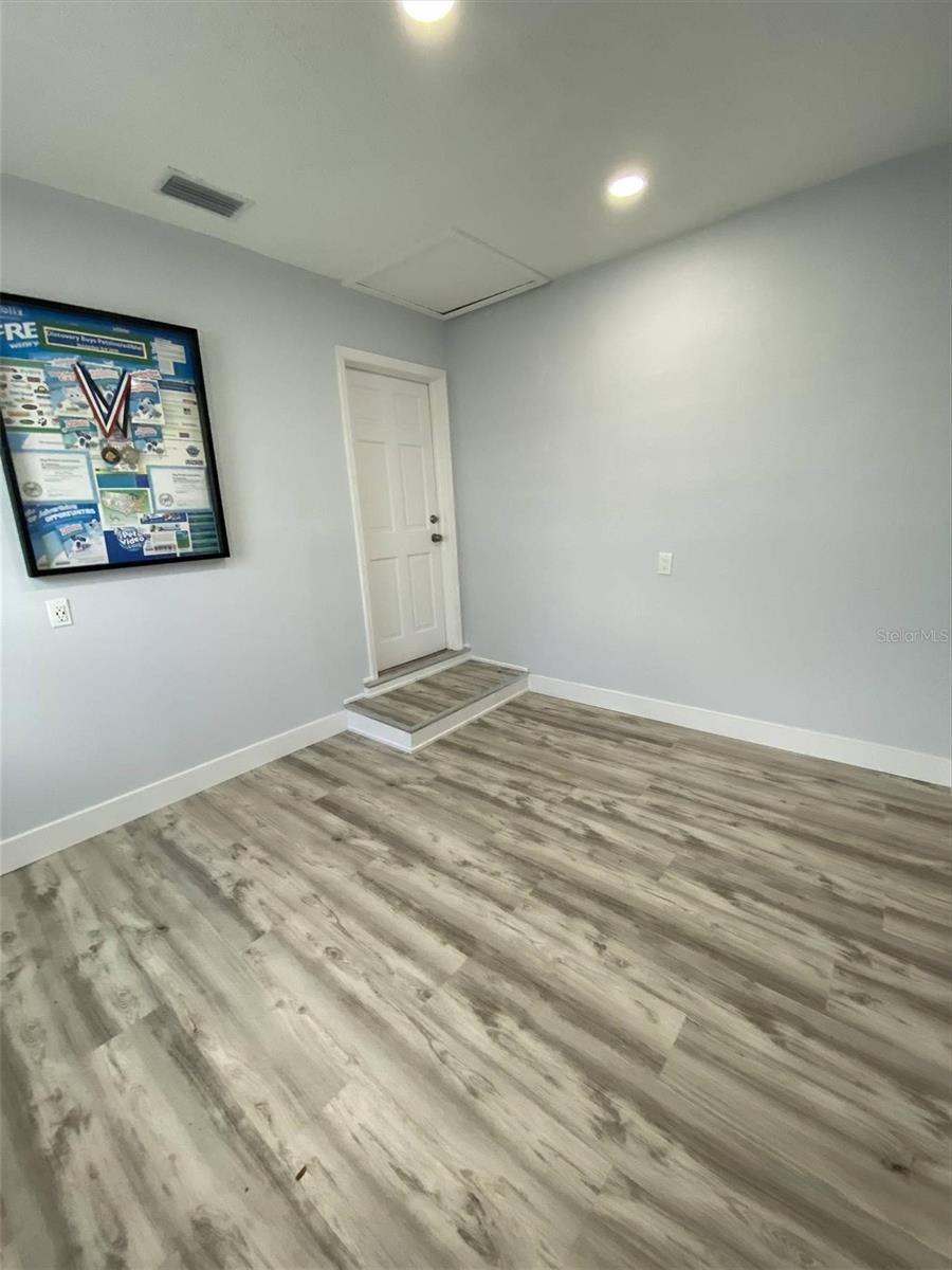 ST PETERSBURG BEACH NORTH UNIT 7 - Residential