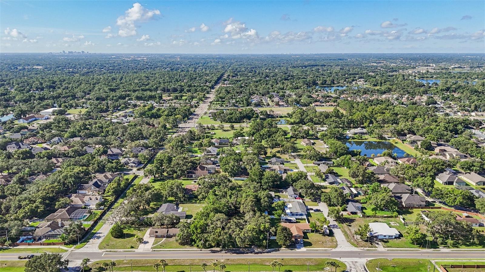 MC NEILS ORANGE VILLA - Residential