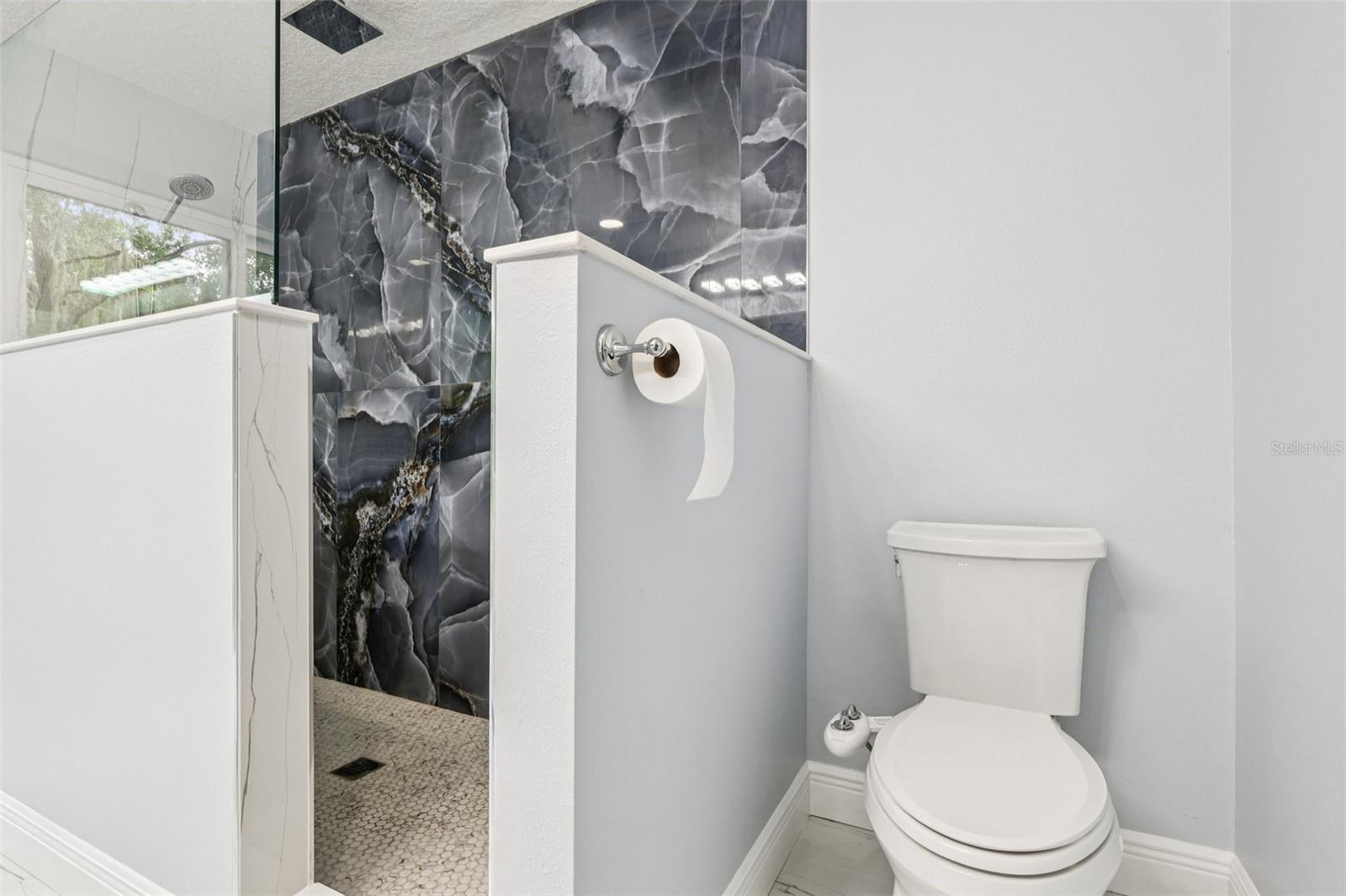 MC NEILS ORANGE VILLA - Residential