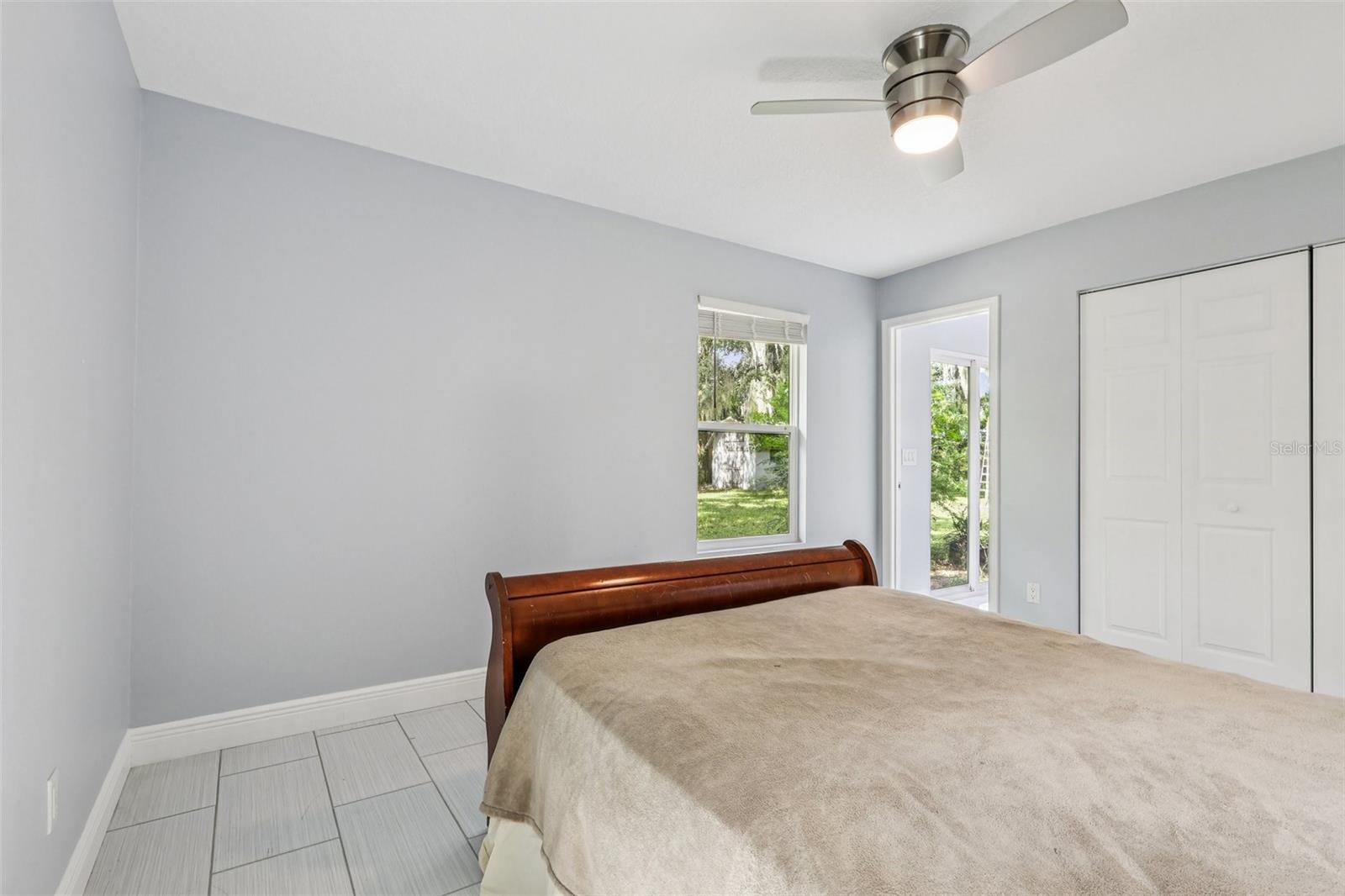 MC NEILS ORANGE VILLA - Residential