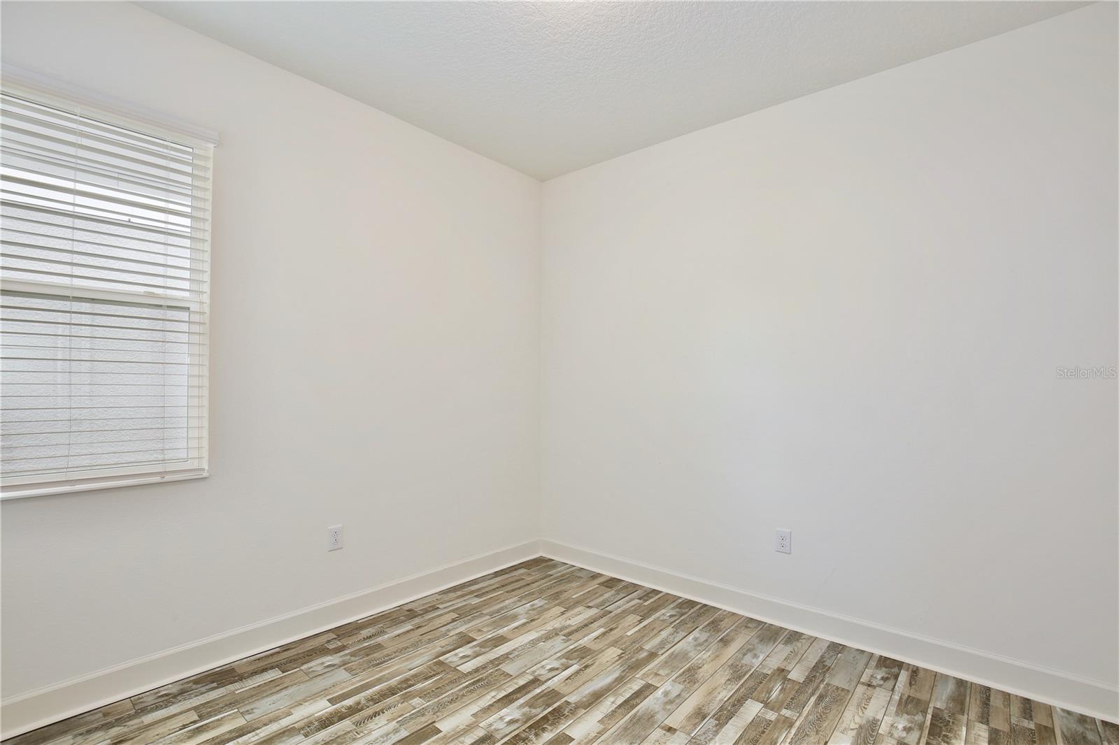 CREEKSTONE PH 2 - Residential Lease