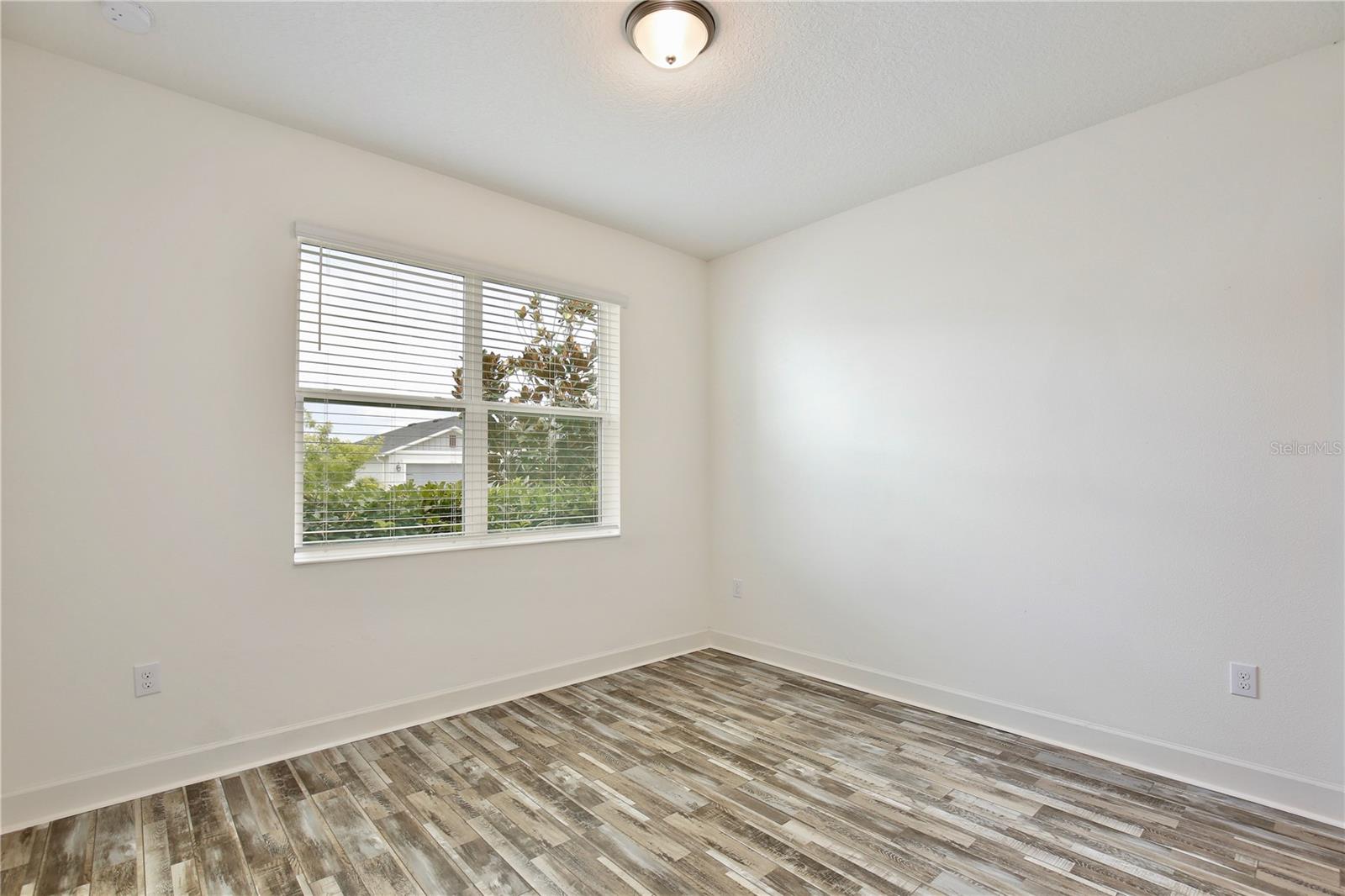 CREEKSTONE PH 2 - Residential Lease