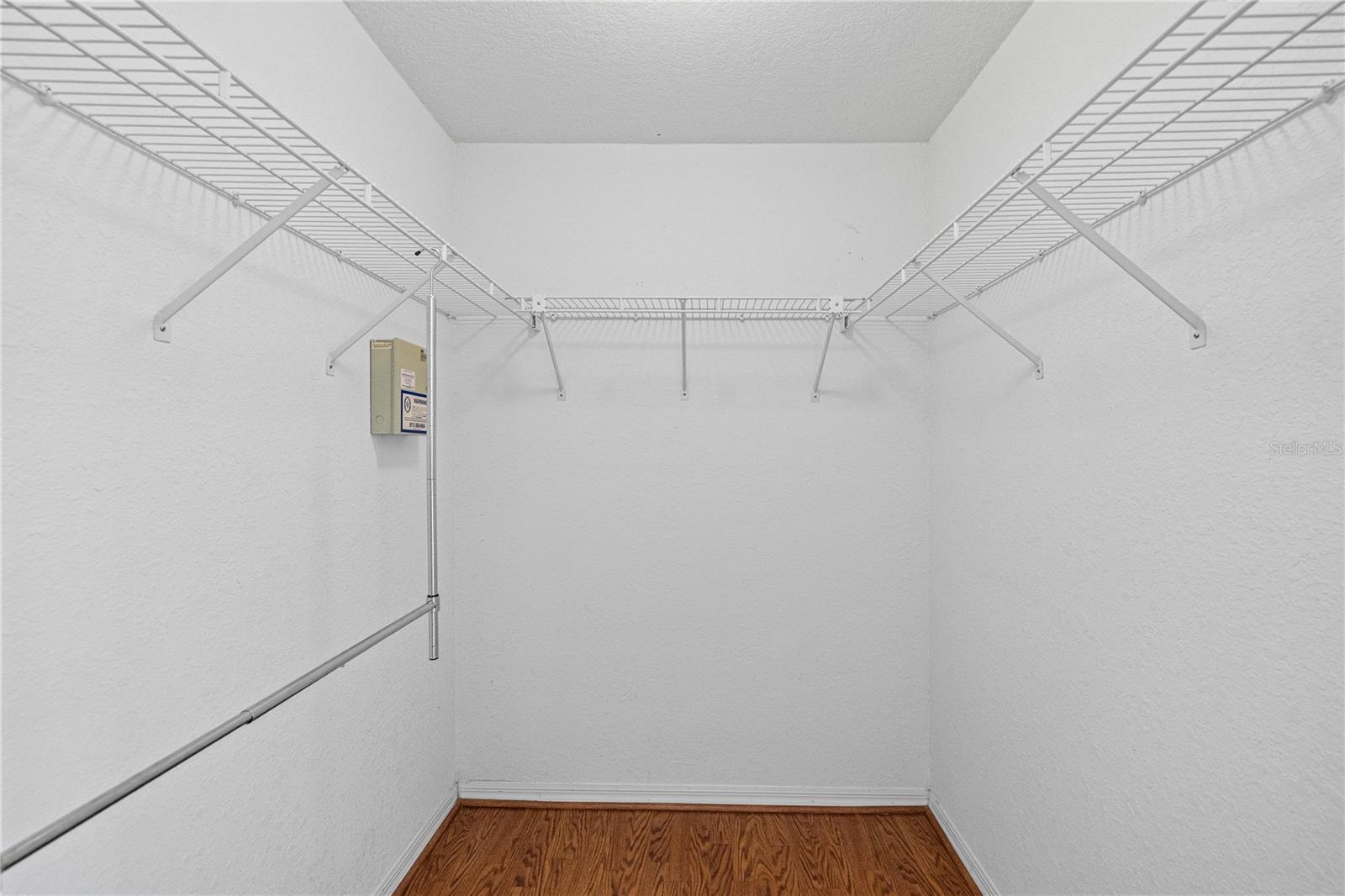 LAUREL LAKE CONDO - Residential