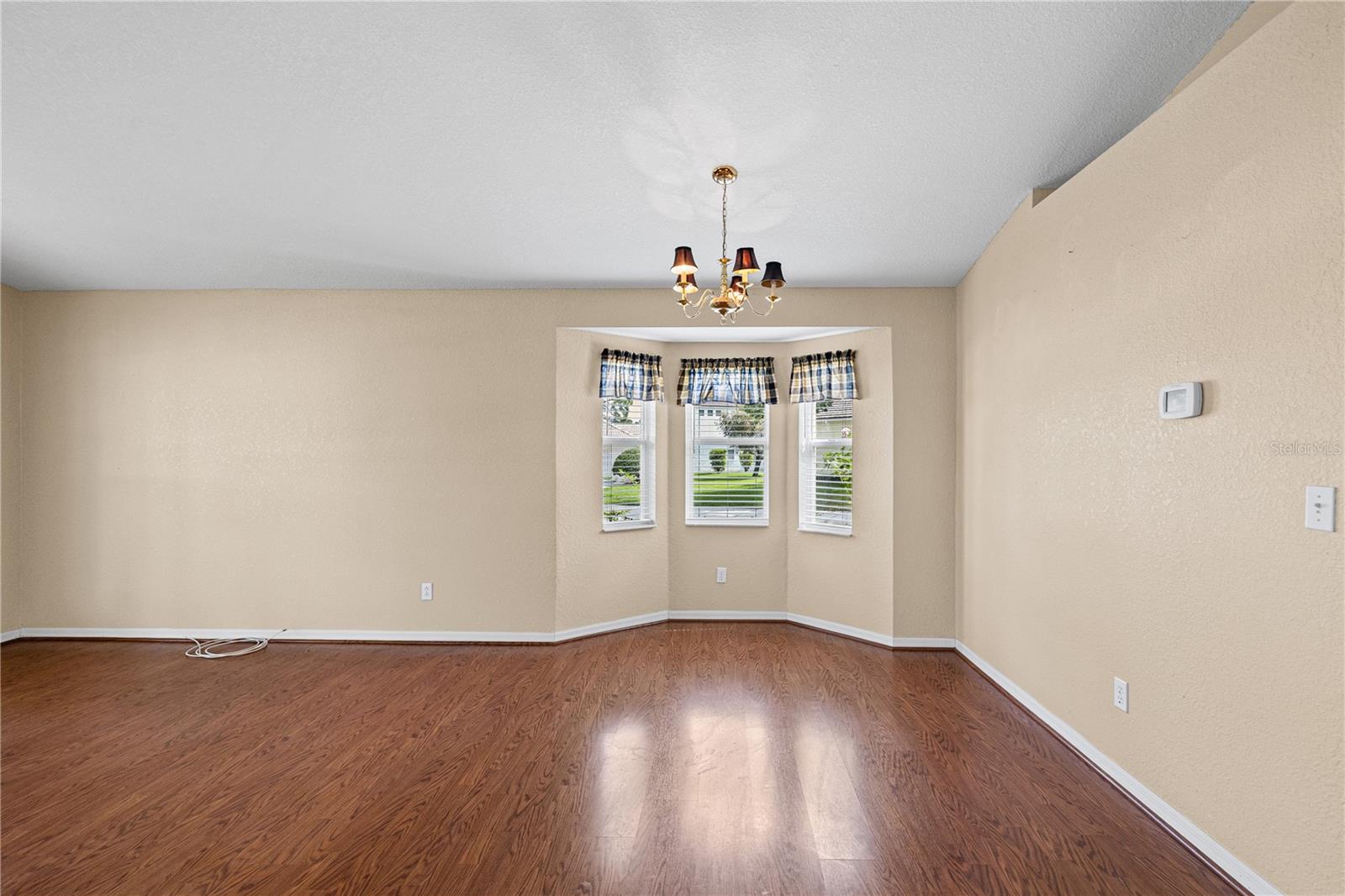 LAUREL LAKE CONDO - Residential