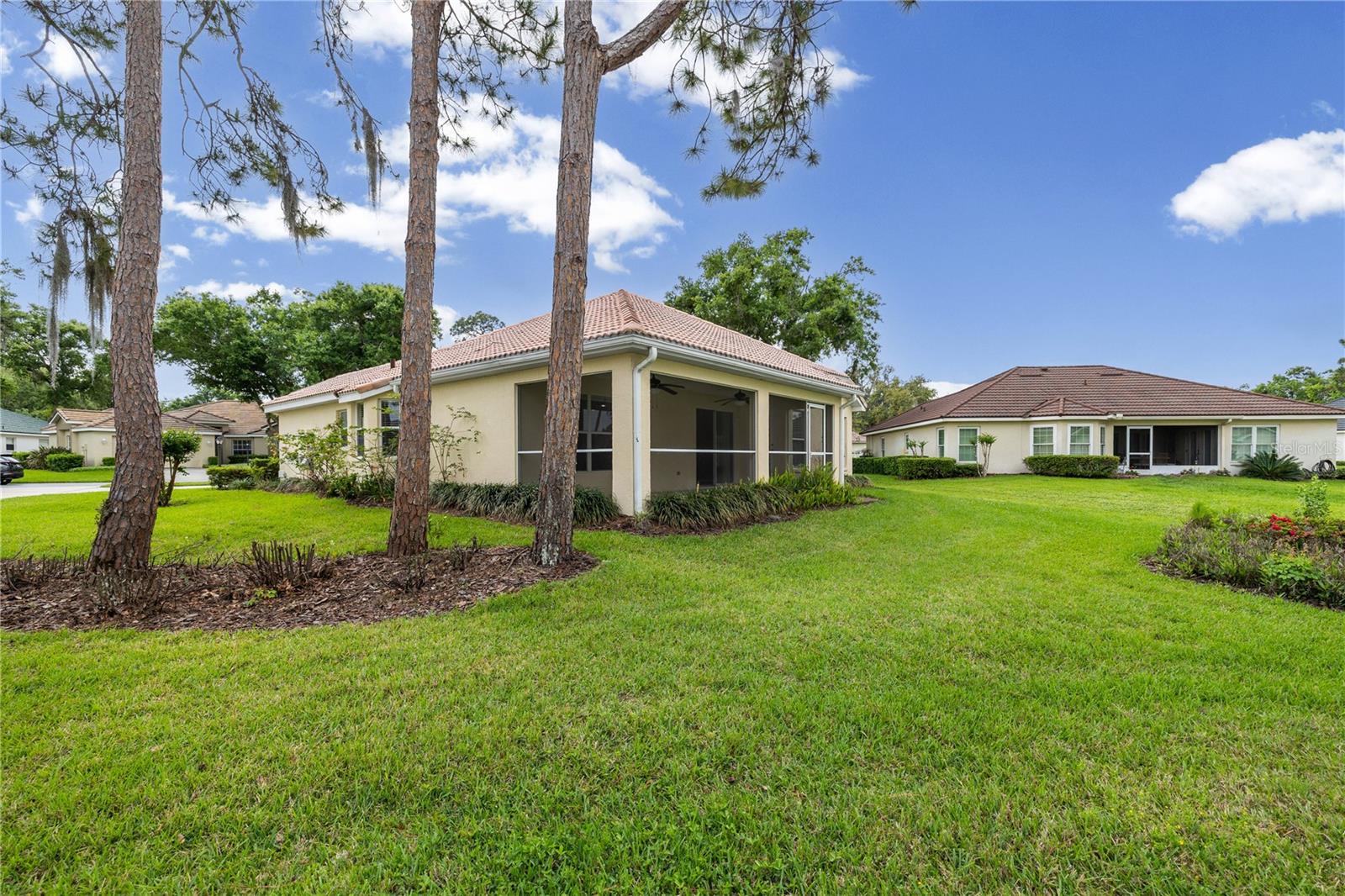 LAUREL LAKE CONDO - Residential