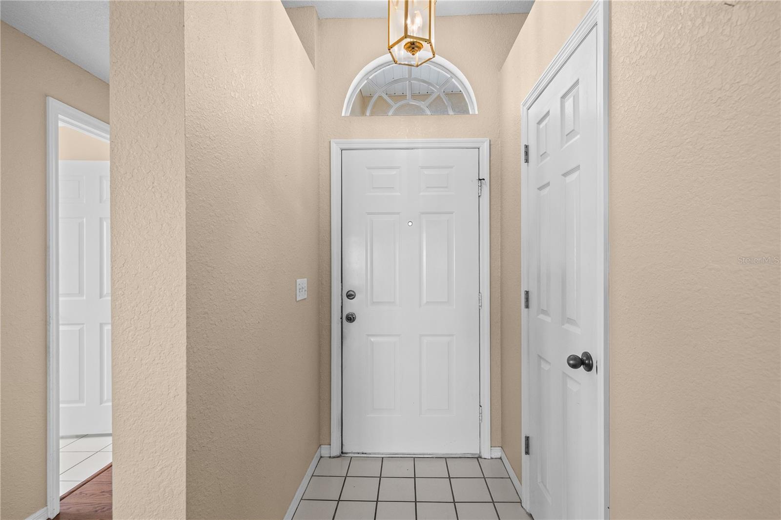 LAUREL LAKE CONDO - Residential