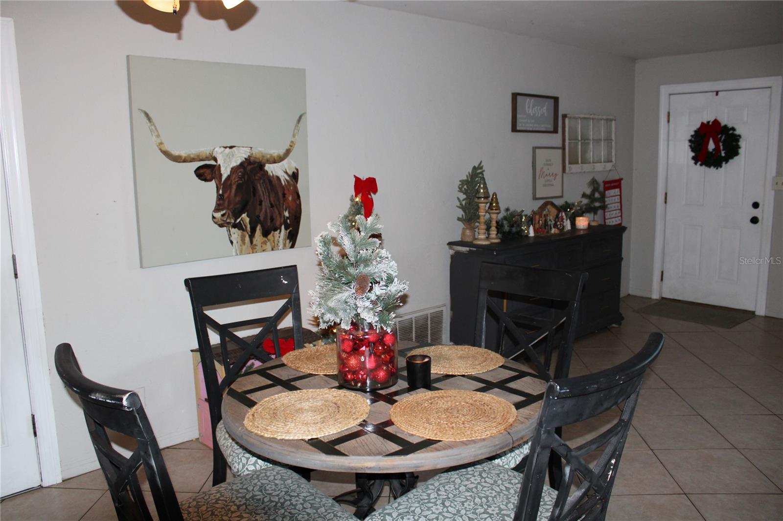 RIDGEWOOD GROVES - Residential