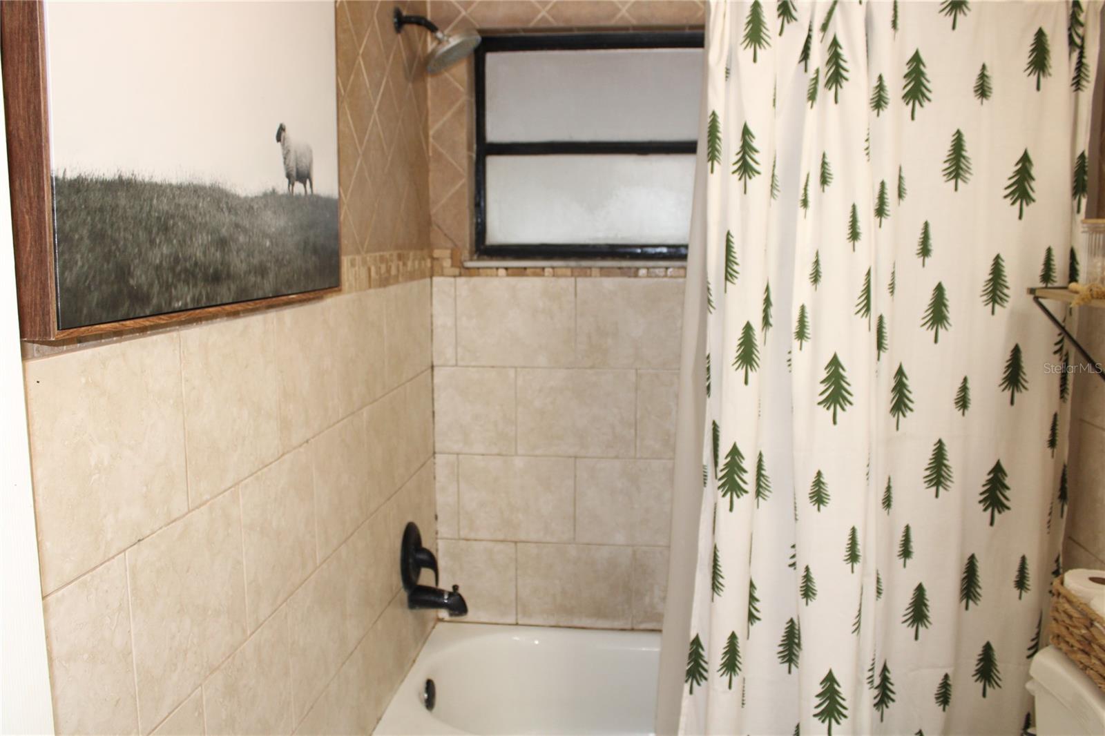 RIDGEWOOD GROVES - Residential