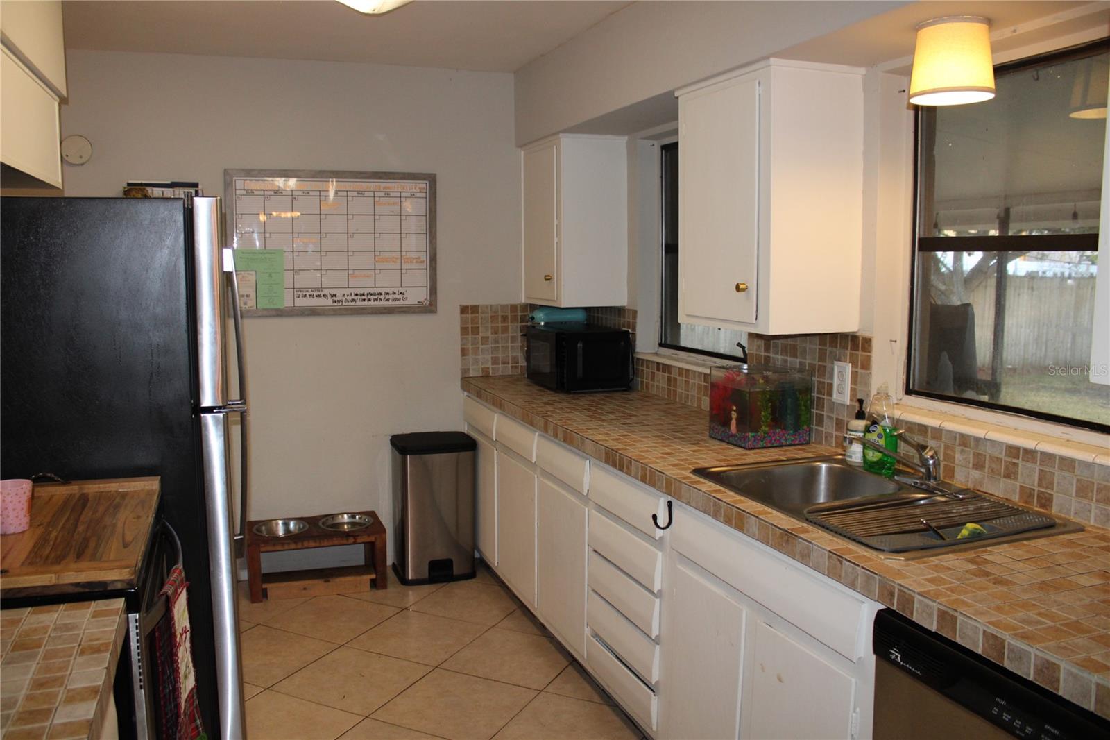 RIDGEWOOD GROVES - Residential