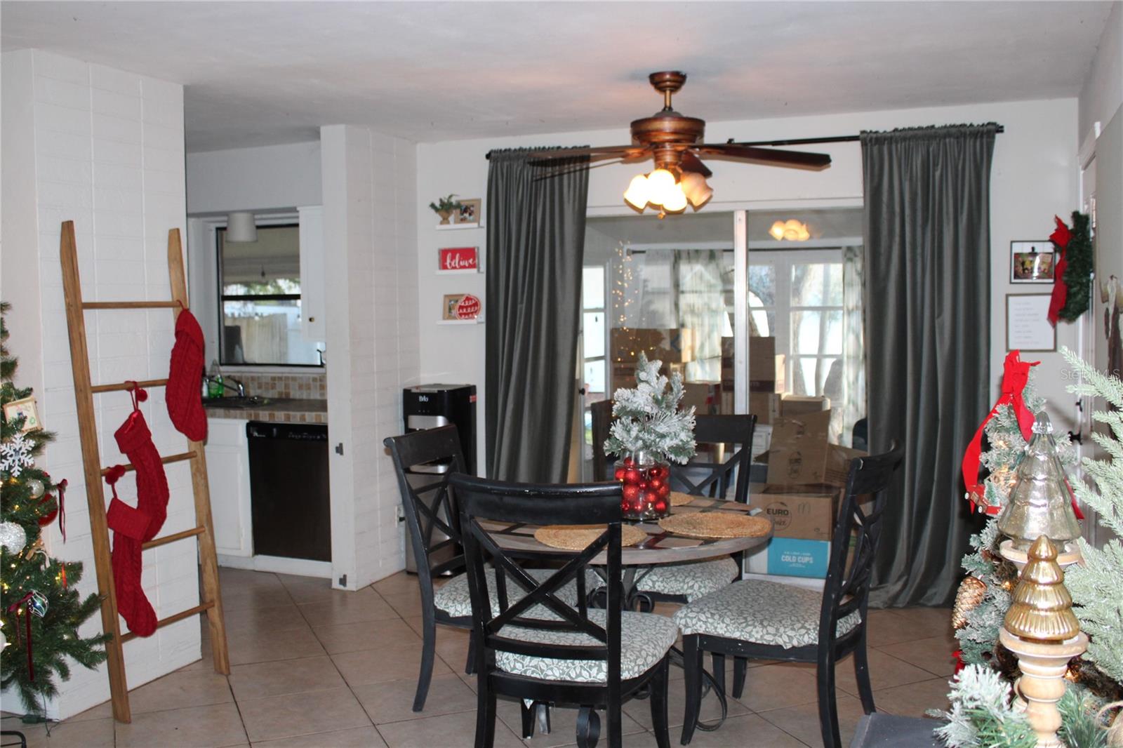 RIDGEWOOD GROVES - Residential