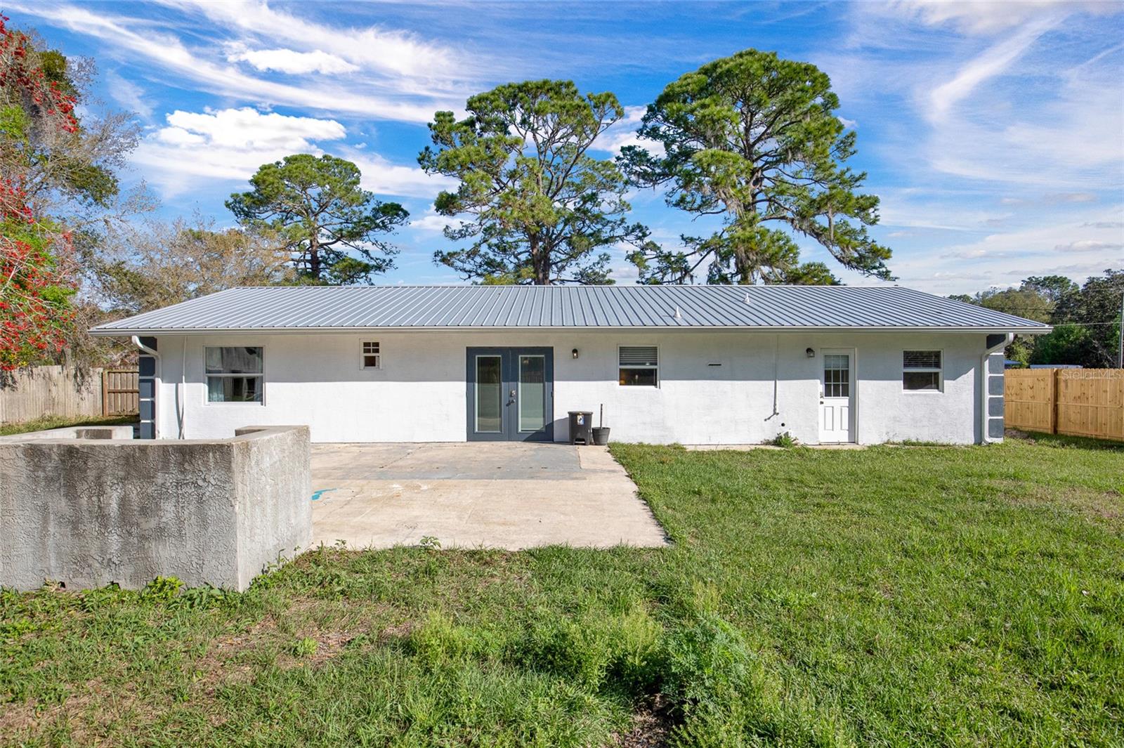 EDGEWATER COUNTRY ESTATES - Residential