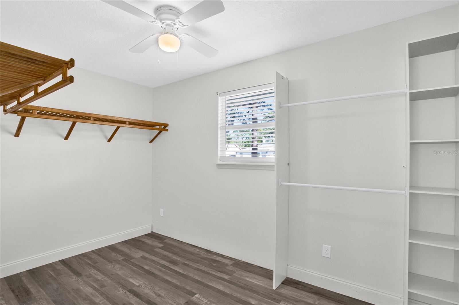 EDGEWATER COUNTRY ESTATES - Residential