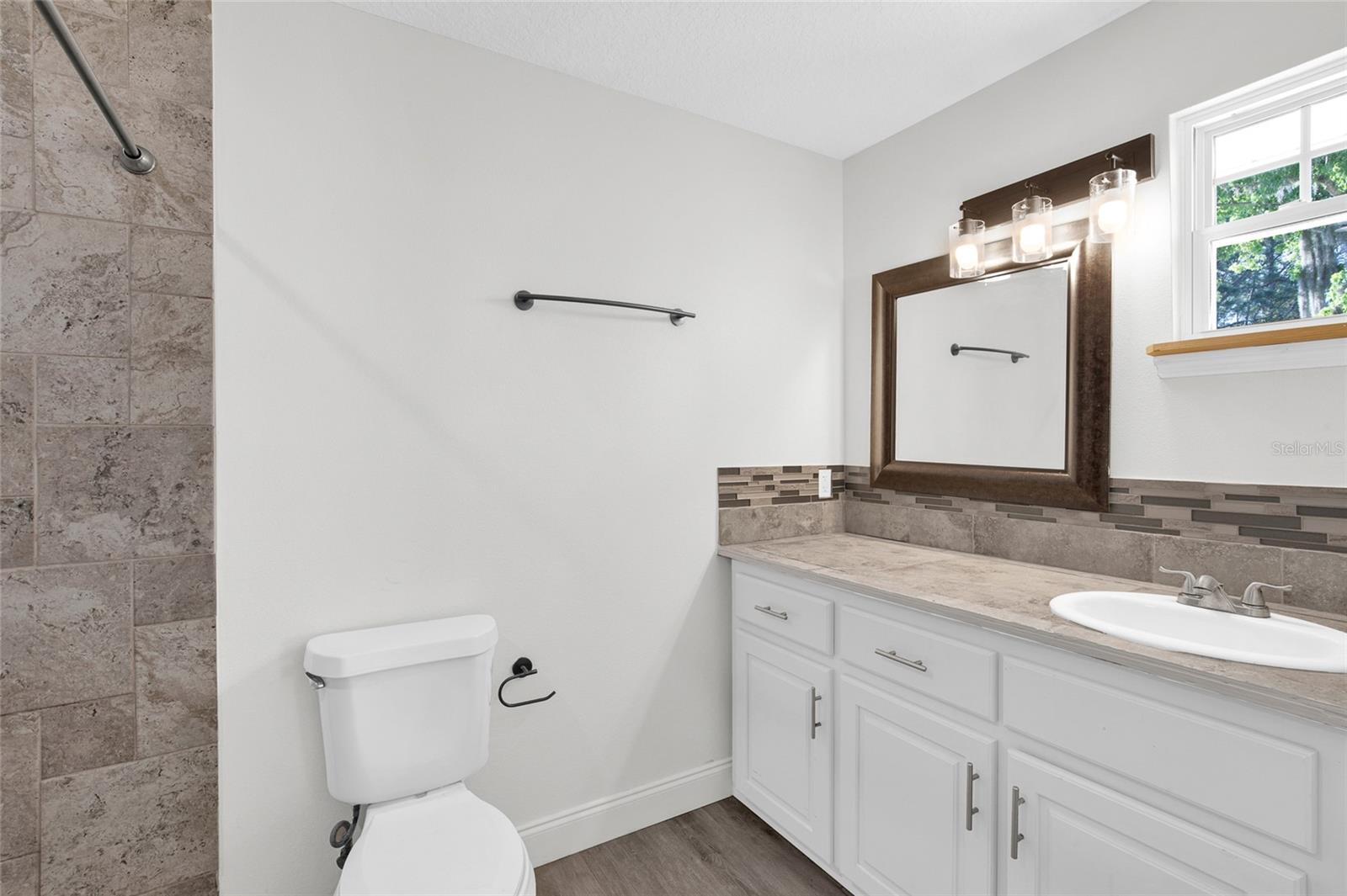 EDGEWATER COUNTRY ESTATES - Residential