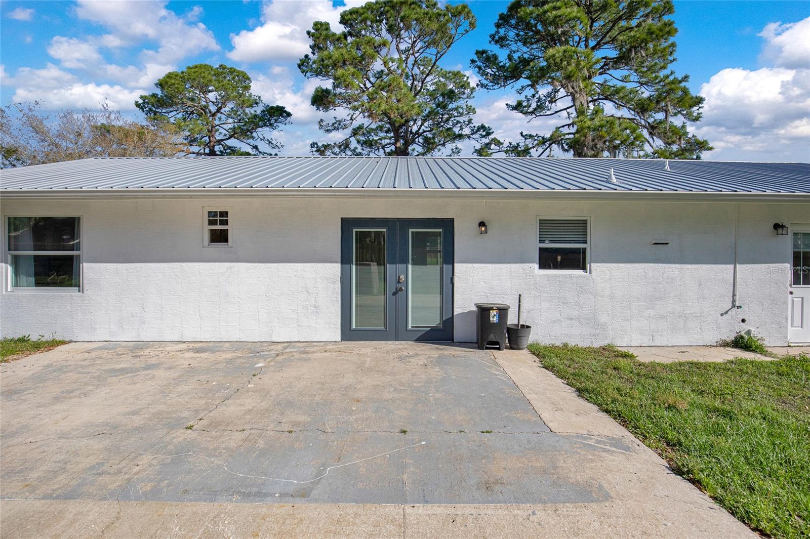 EDGEWATER COUNTRY ESTATES - Residential