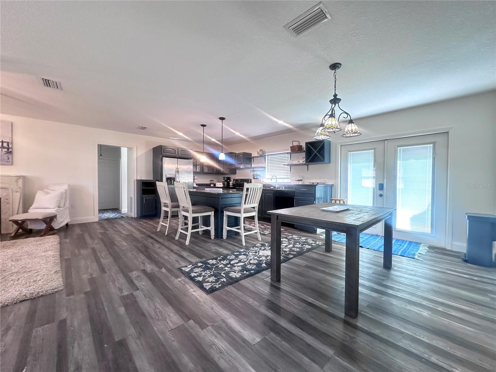 EDGEWATER COUNTRY ESTATES - Residential