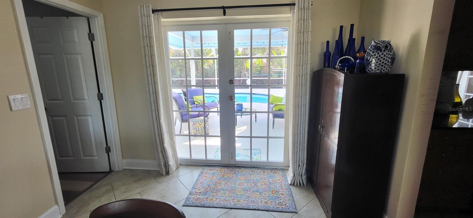 VILLAGE GREEN CLUB ESTATES UNIT B - Residential