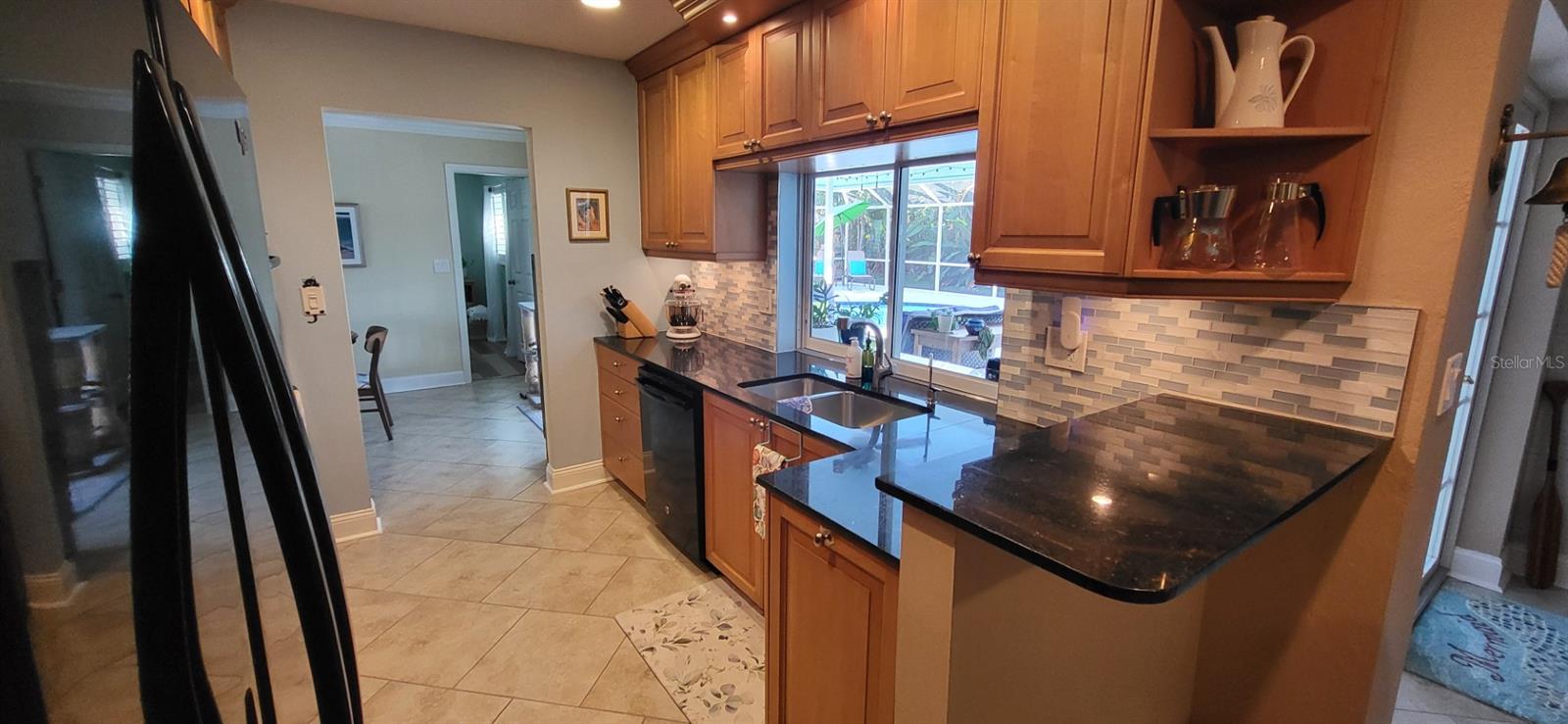 VILLAGE GREEN CLUB ESTATES UNIT B - Residential