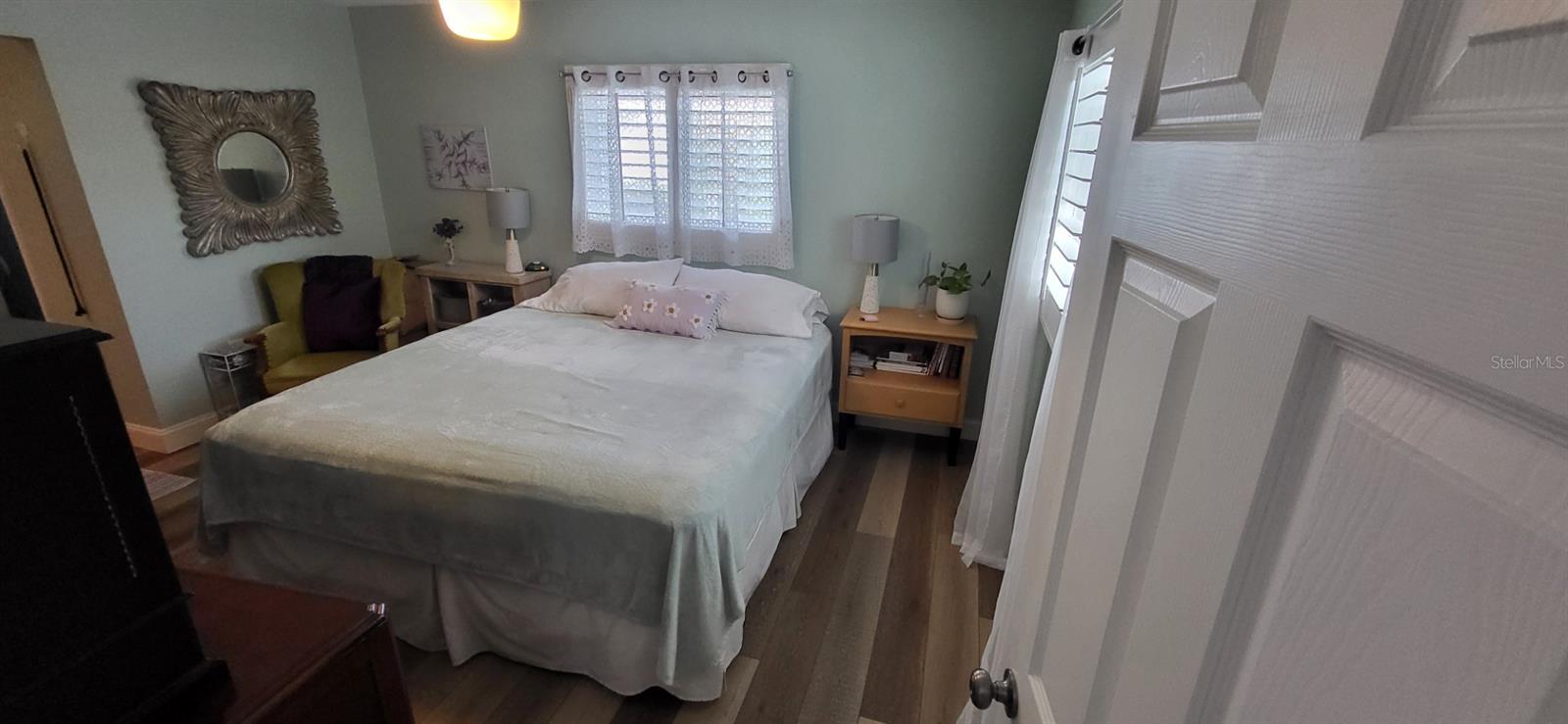 VILLAGE GREEN CLUB ESTATES UNIT B - Residential