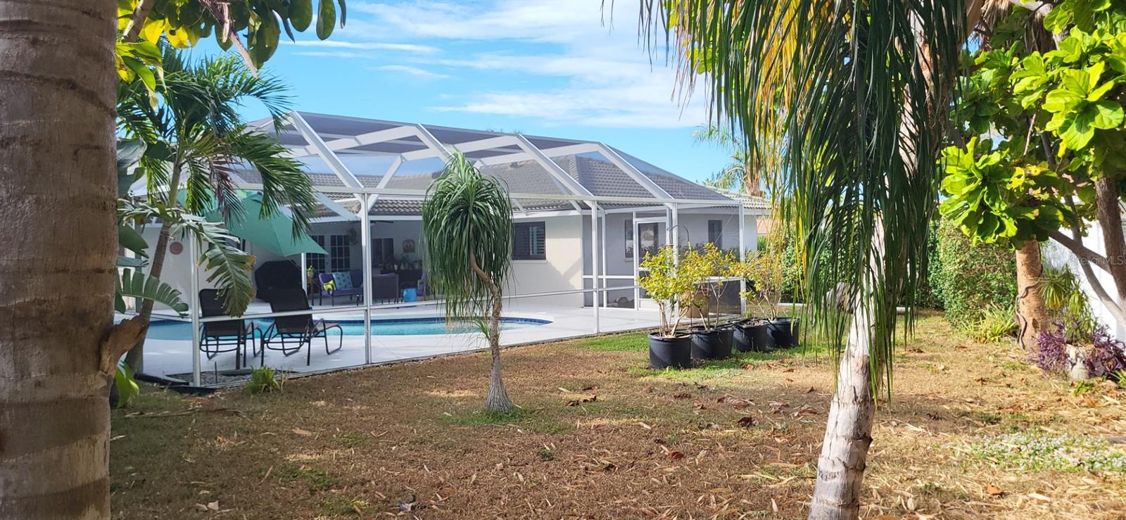 VILLAGE GREEN CLUB ESTATES UNIT B - Residential