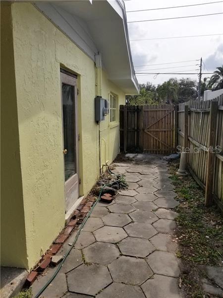 105 CAUSEWAY BOULEVARD