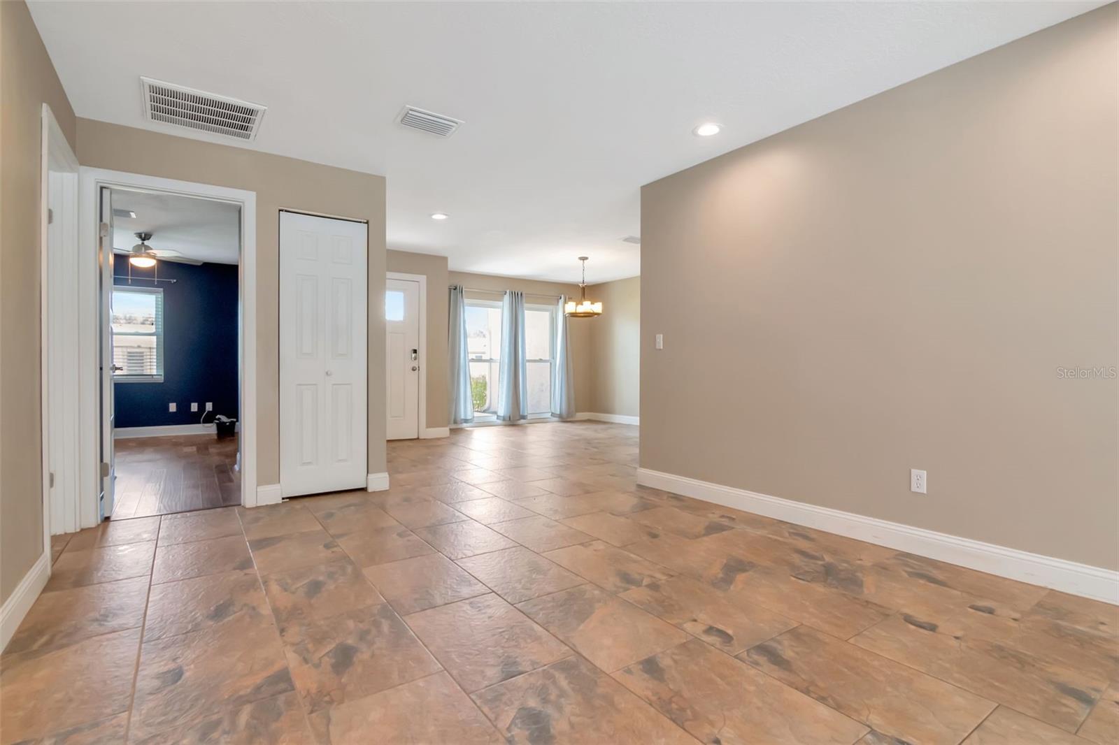 NORTHDALE SEC E UNIT 4 - Residential