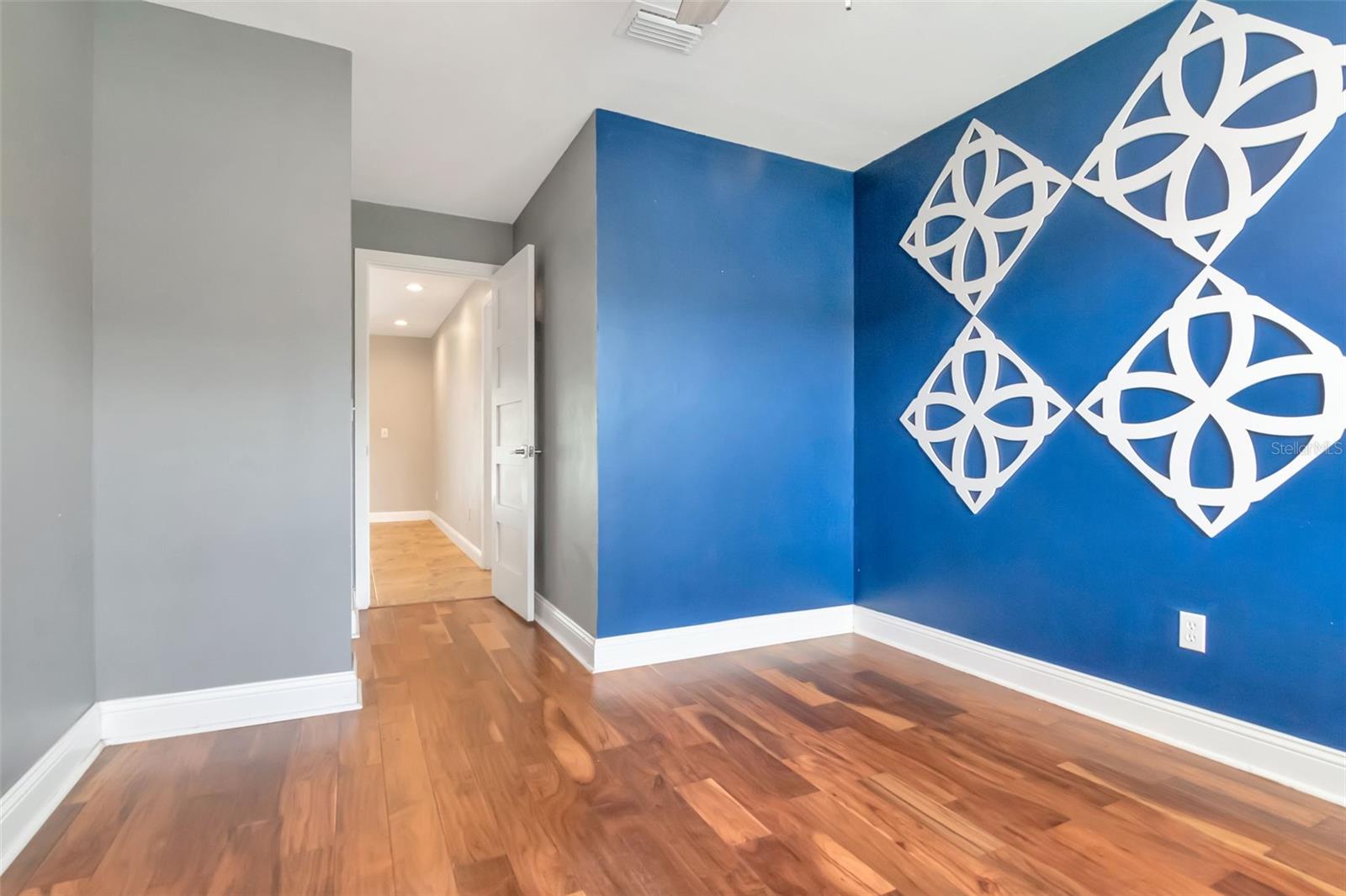 NORTHDALE SEC E UNIT 4 - Residential