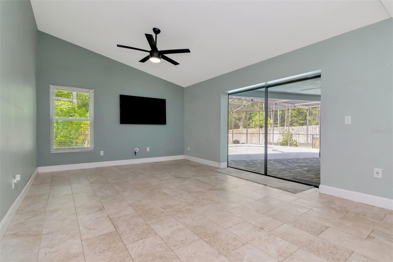 NORTHDALE SEC E UNIT 4 - Residential