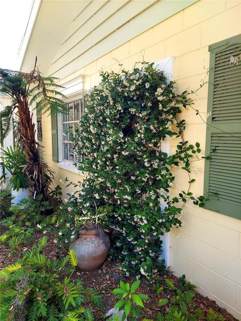 Tiny photo for 2308 Overlook Drive, Mount Dora, FL 32757 (MLS # G5112296)