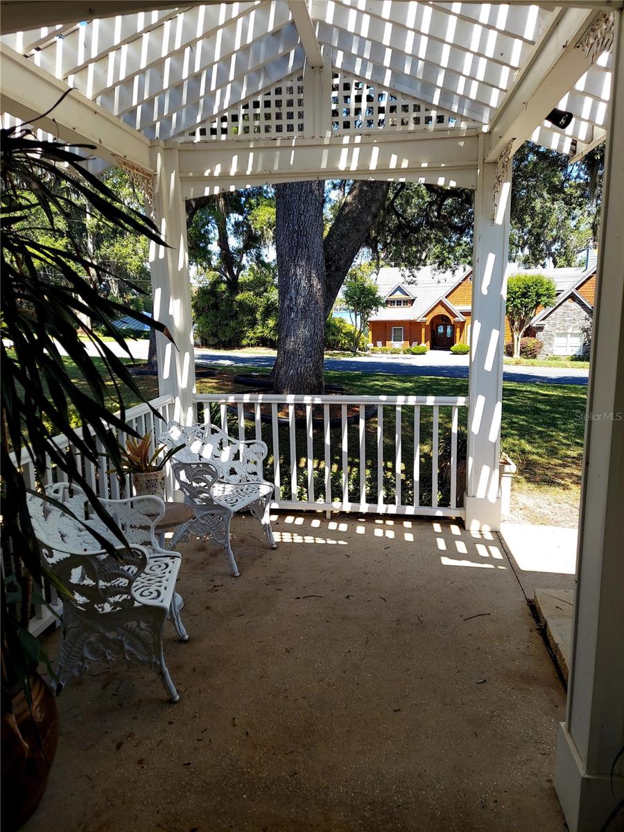 MOUNT DORA PINE CREST UNREC - Residential