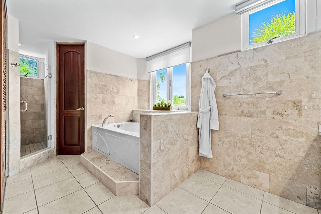 PASEO CORALES 1 - Residential