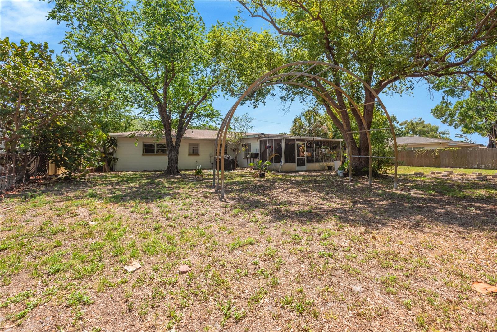 WESTLAKE - Residential