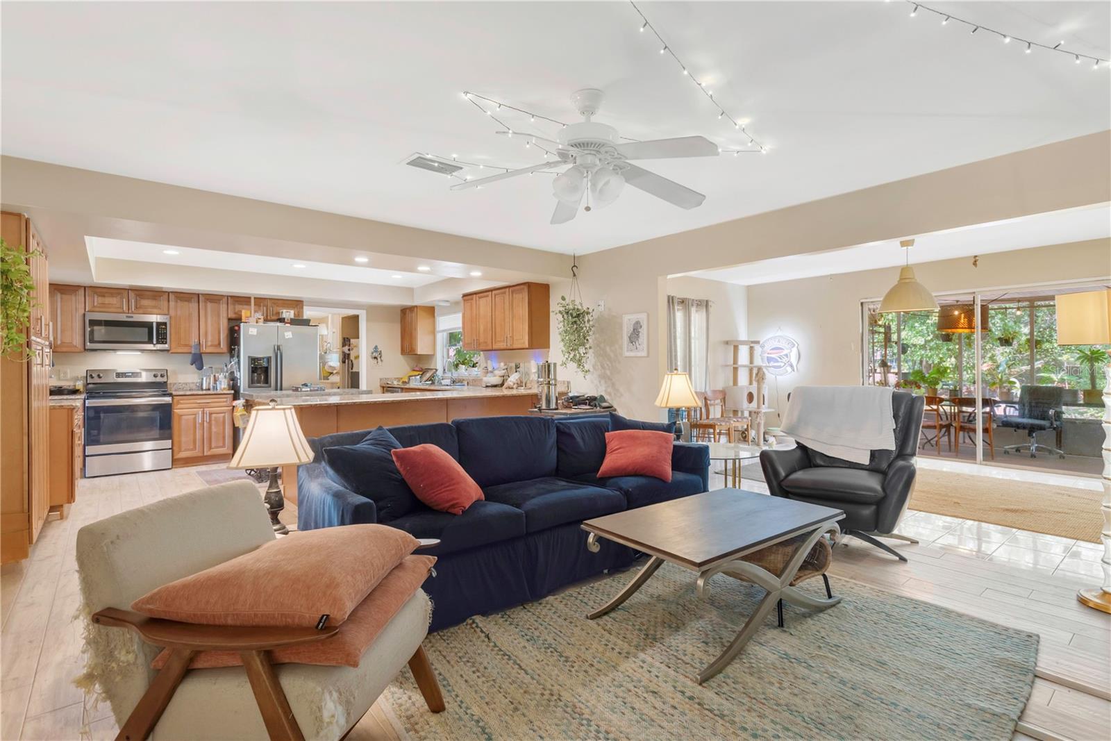 WESTLAKE - Residential