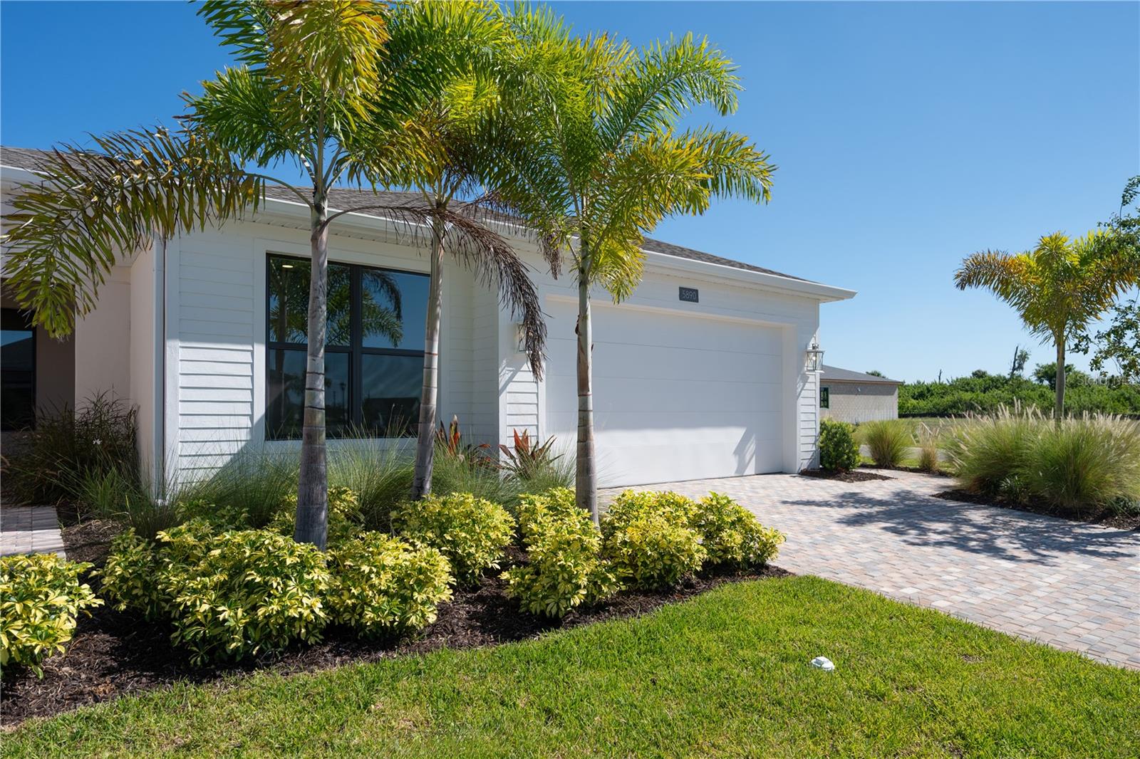5890 WINDBREAK COURT
