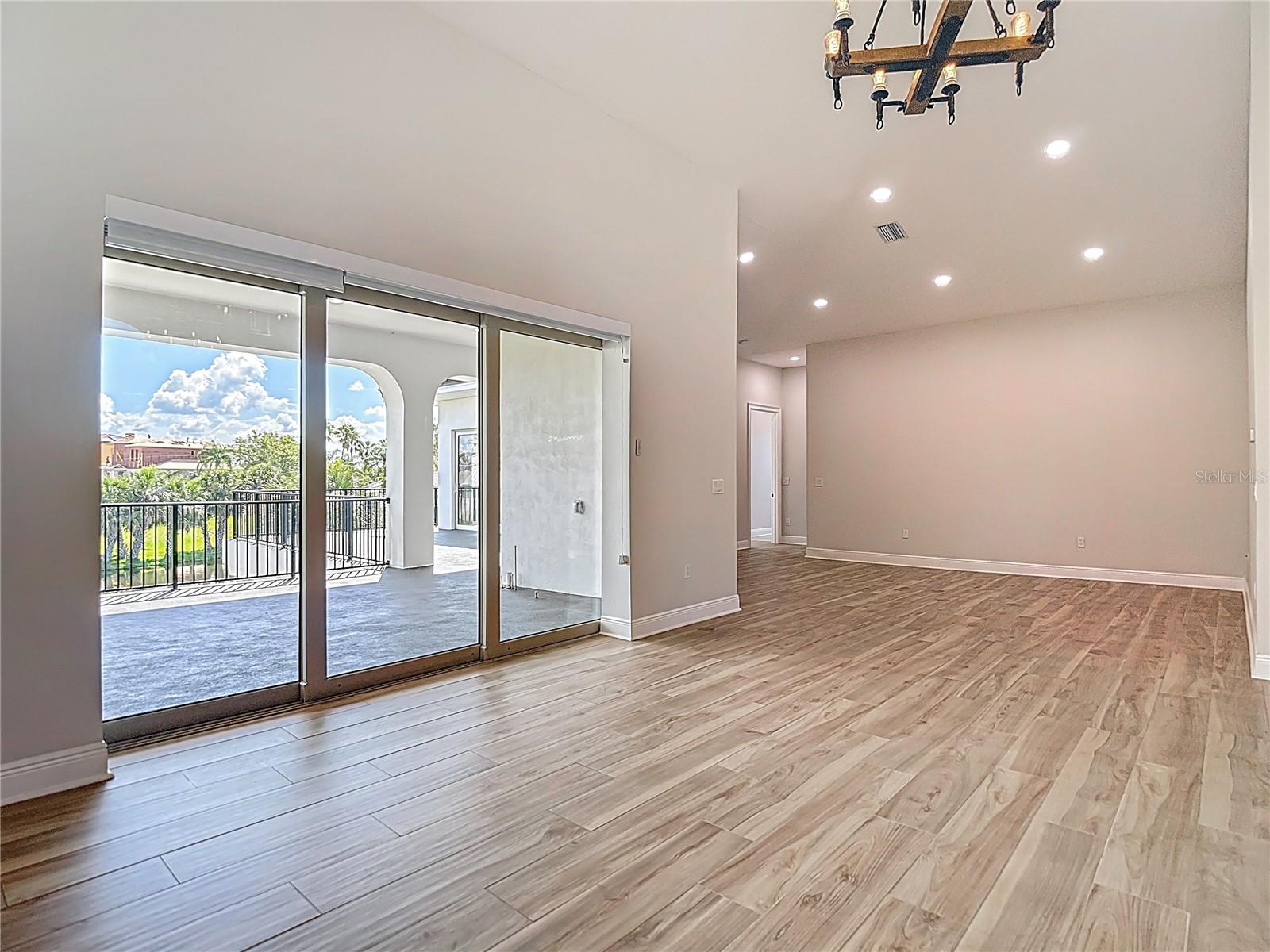 LEEN SUB - Residential