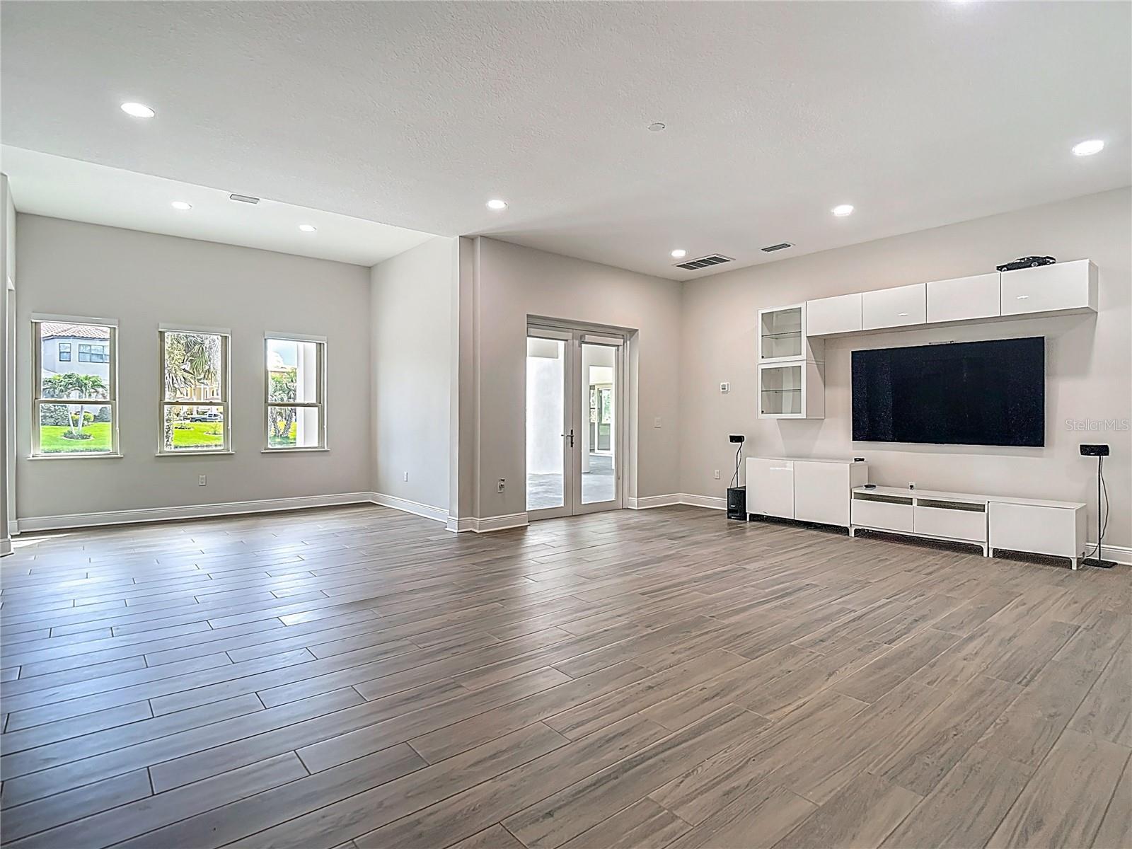 LEEN SUB - Residential