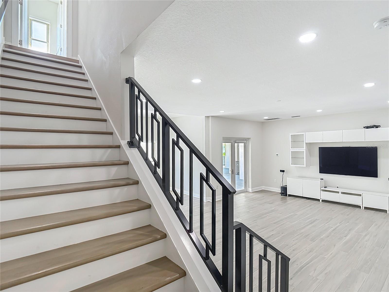 LEEN SUB - Residential