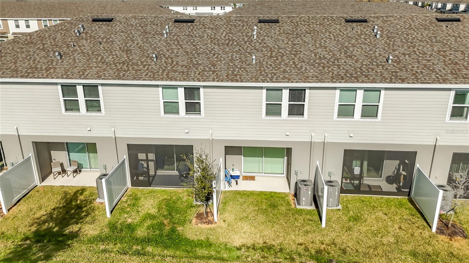 TWNHMS/AZARIO - Residential Lease