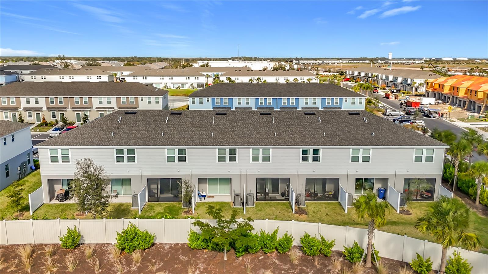 TWNHMS/AZARIO - Residential Lease