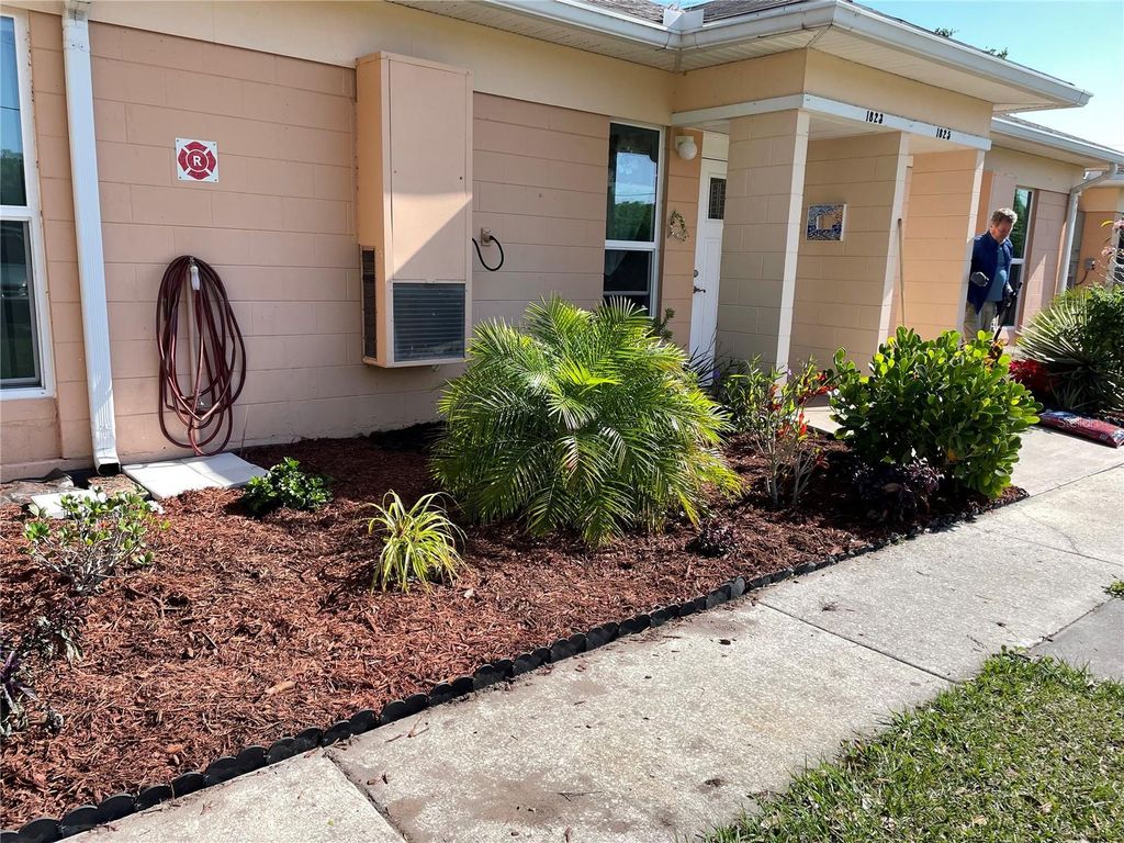 Photo of 1823 Club Circle, Lakeshore, FL 33854 (MLS # P4938048)