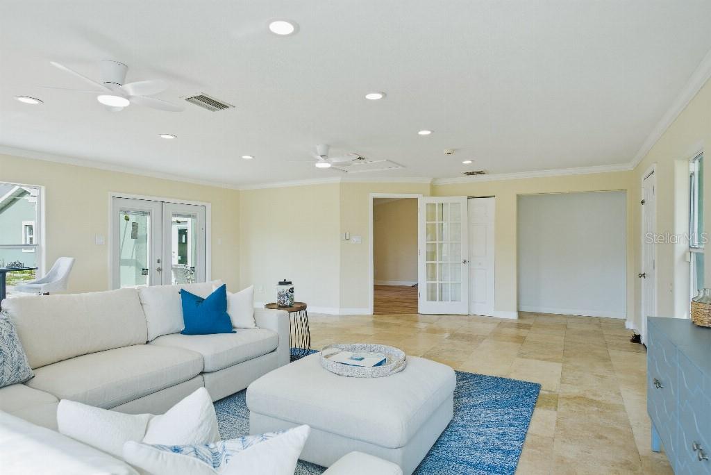 UNPLATTED - Residential