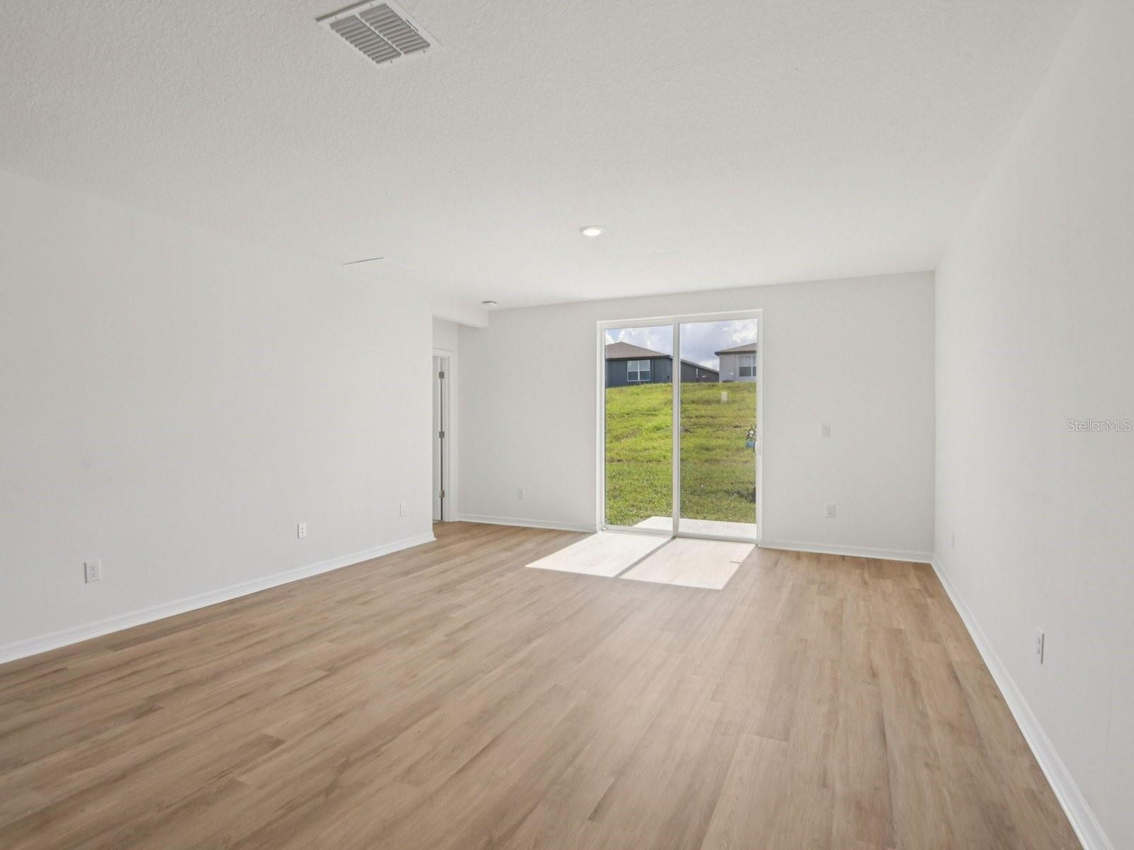 12573 HOMELAND DRIVE