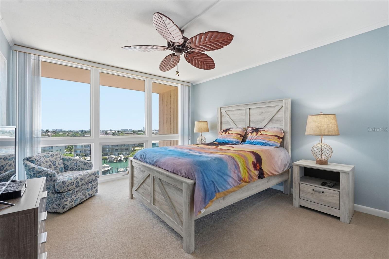 KEY CAPRI CONDO - Residential