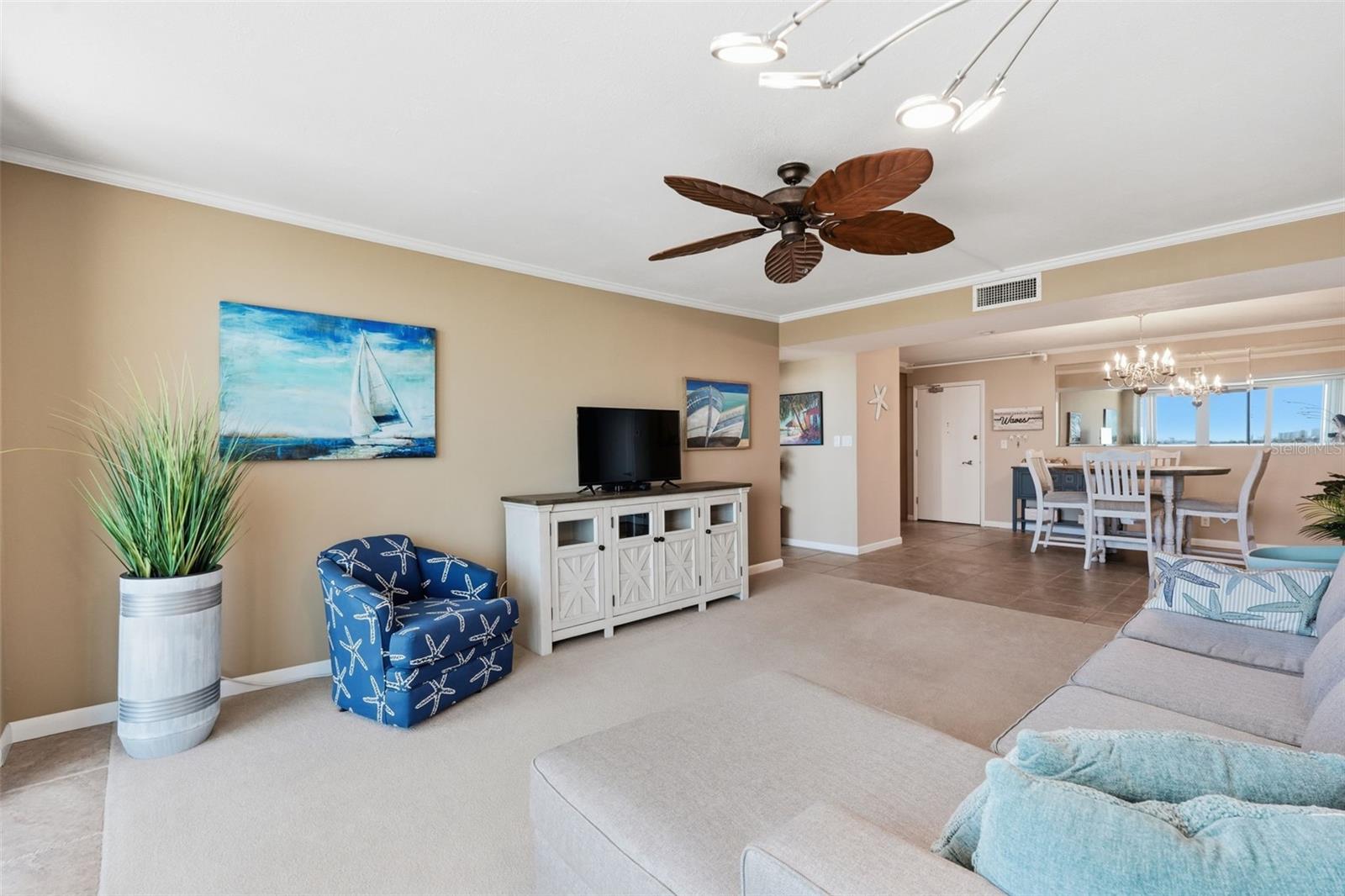 KEY CAPRI CONDO - Residential